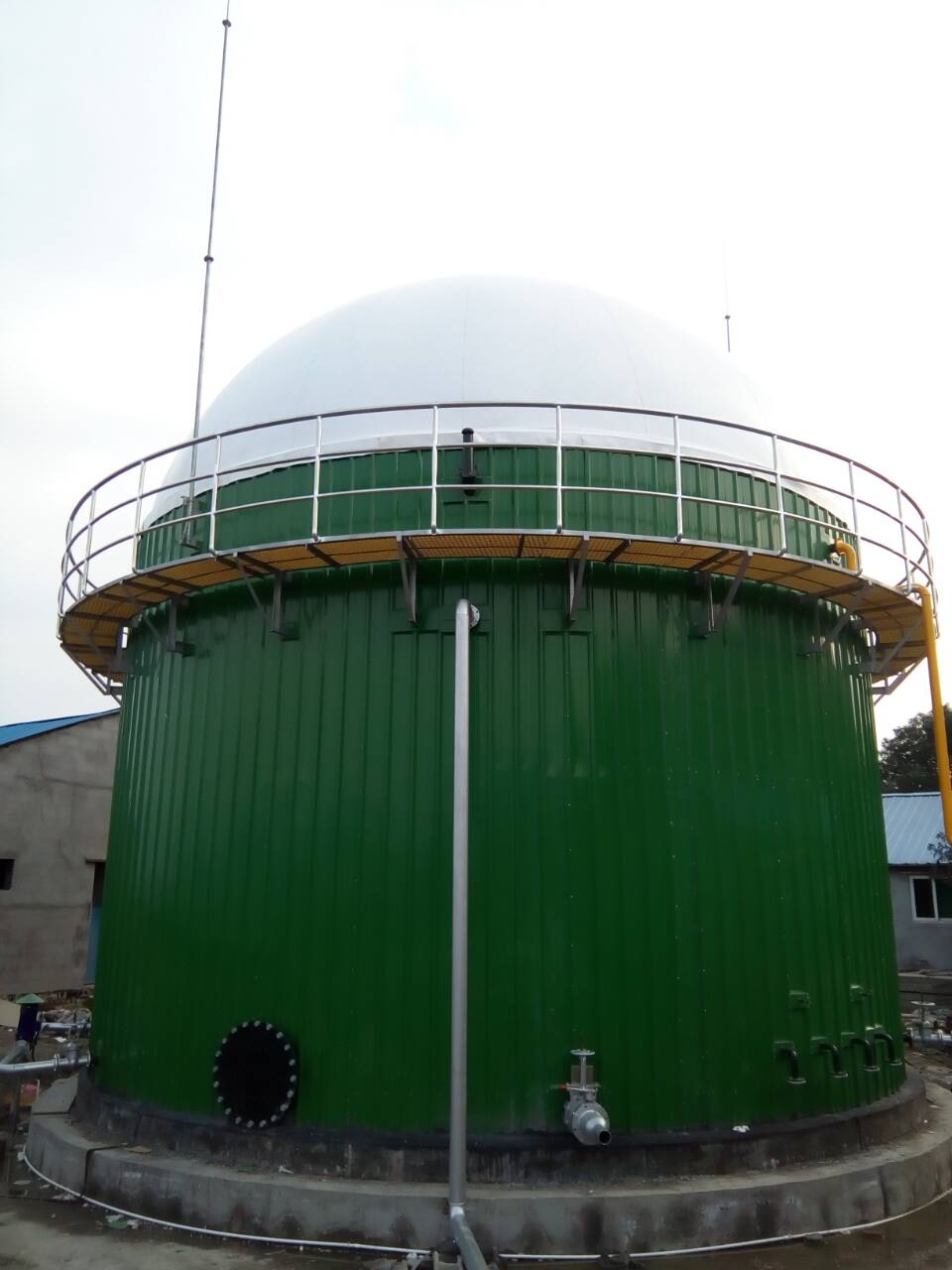 Independent Double Membrane Gas Holder