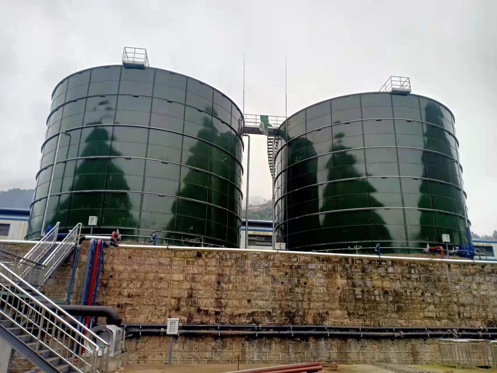 Enamel Tanks